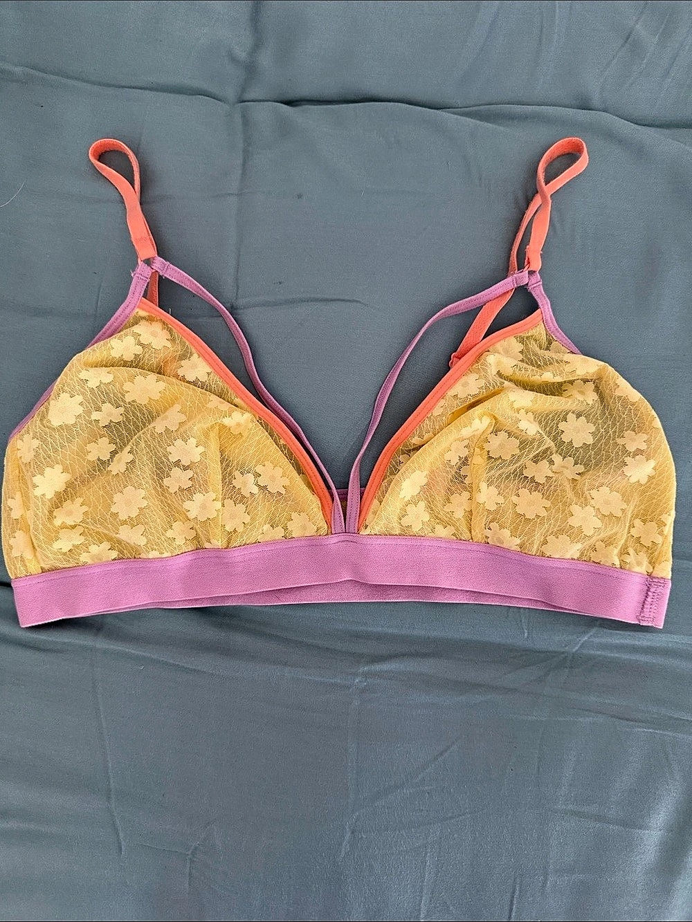 colsie Floral Lace Bralette in Pink & Yellow Size Medium
